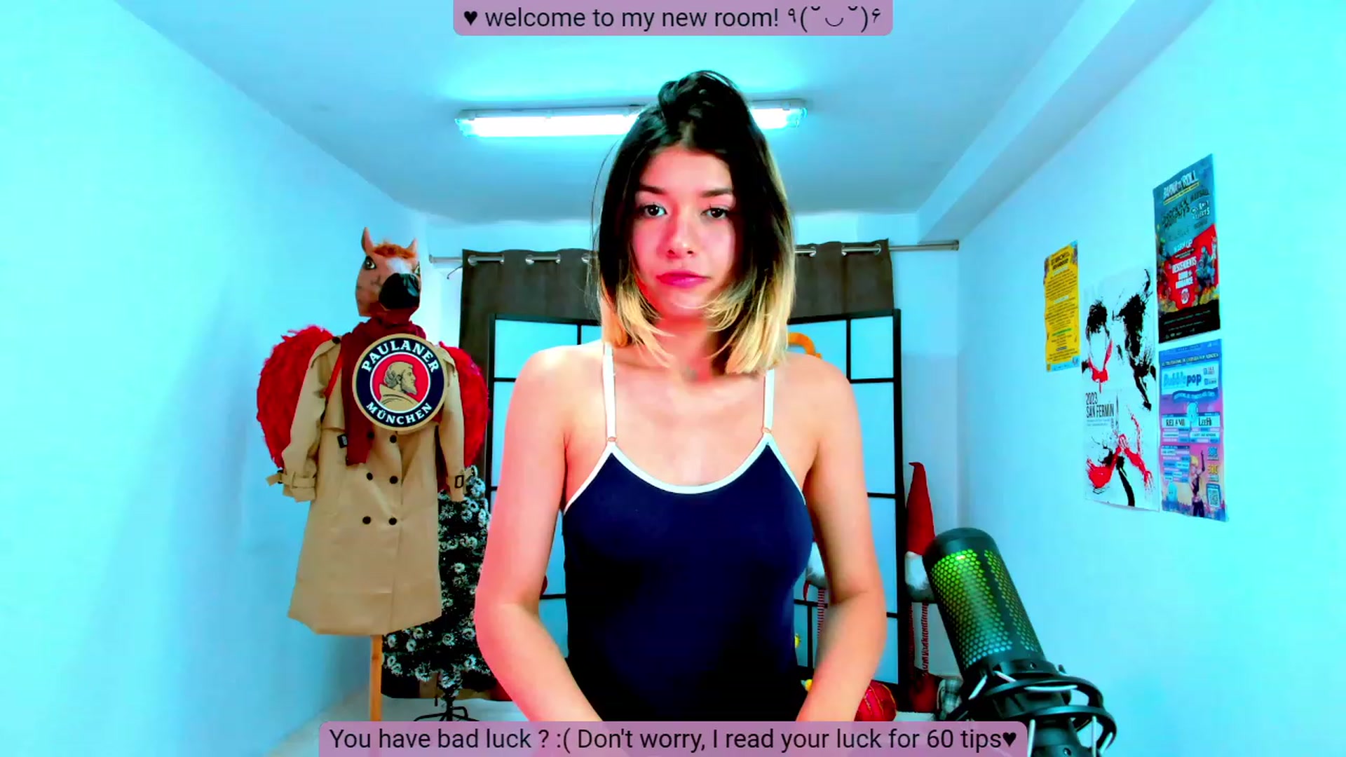 Gallery image thumbnail from Agostinha_Red's myfreecams stream on, 11/13/2023, 13:17 image 9 of 20