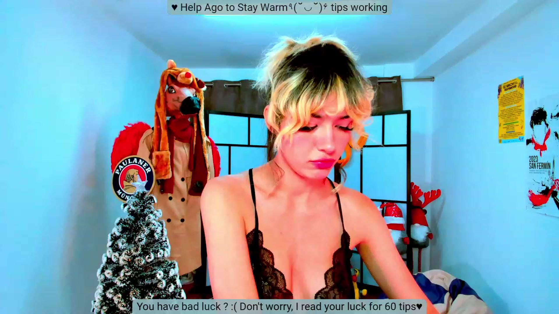 Gallery image thumbnail from Agostinha_Red's myfreecams stream on, 11/21/2023, 18:07 image 9 of 20