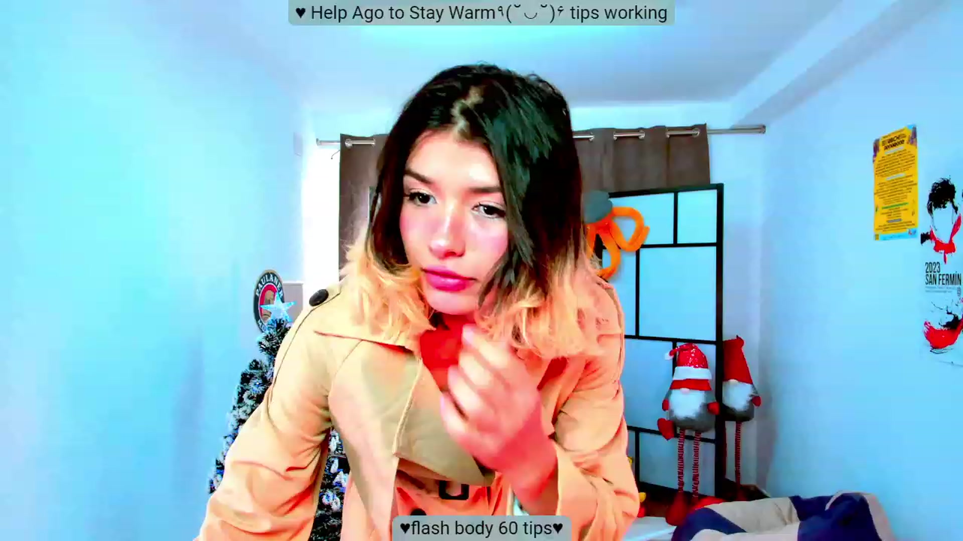 Gallery image thumbnail from Agostinha_Red's myfreecams stream on, 11/25/2023, 14:44 image 14 of 20