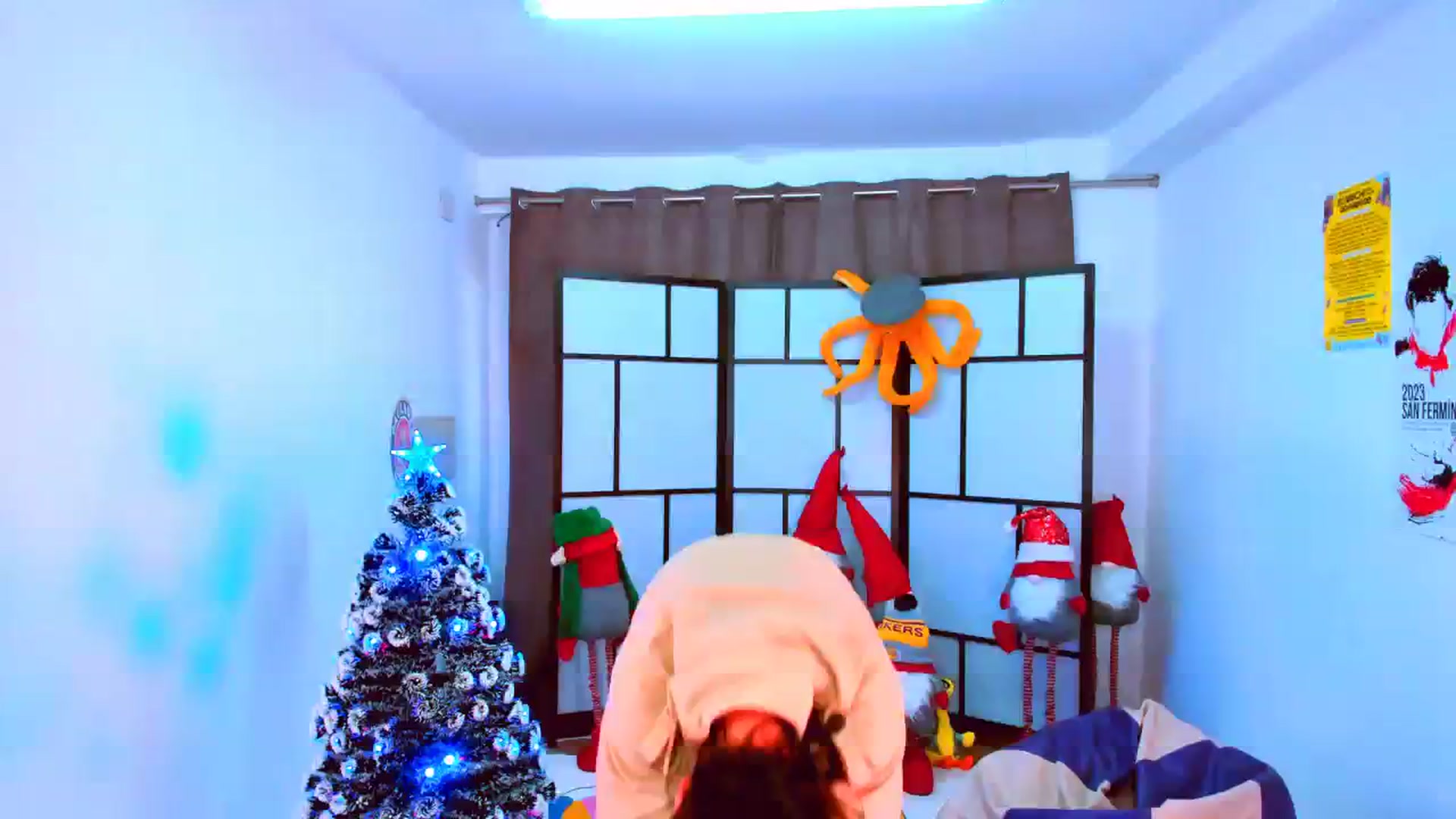 Gallery image thumbnail from Agostinha_Red's myfreecams stream on, 11/25/2023, 17:37 image 2 of 20