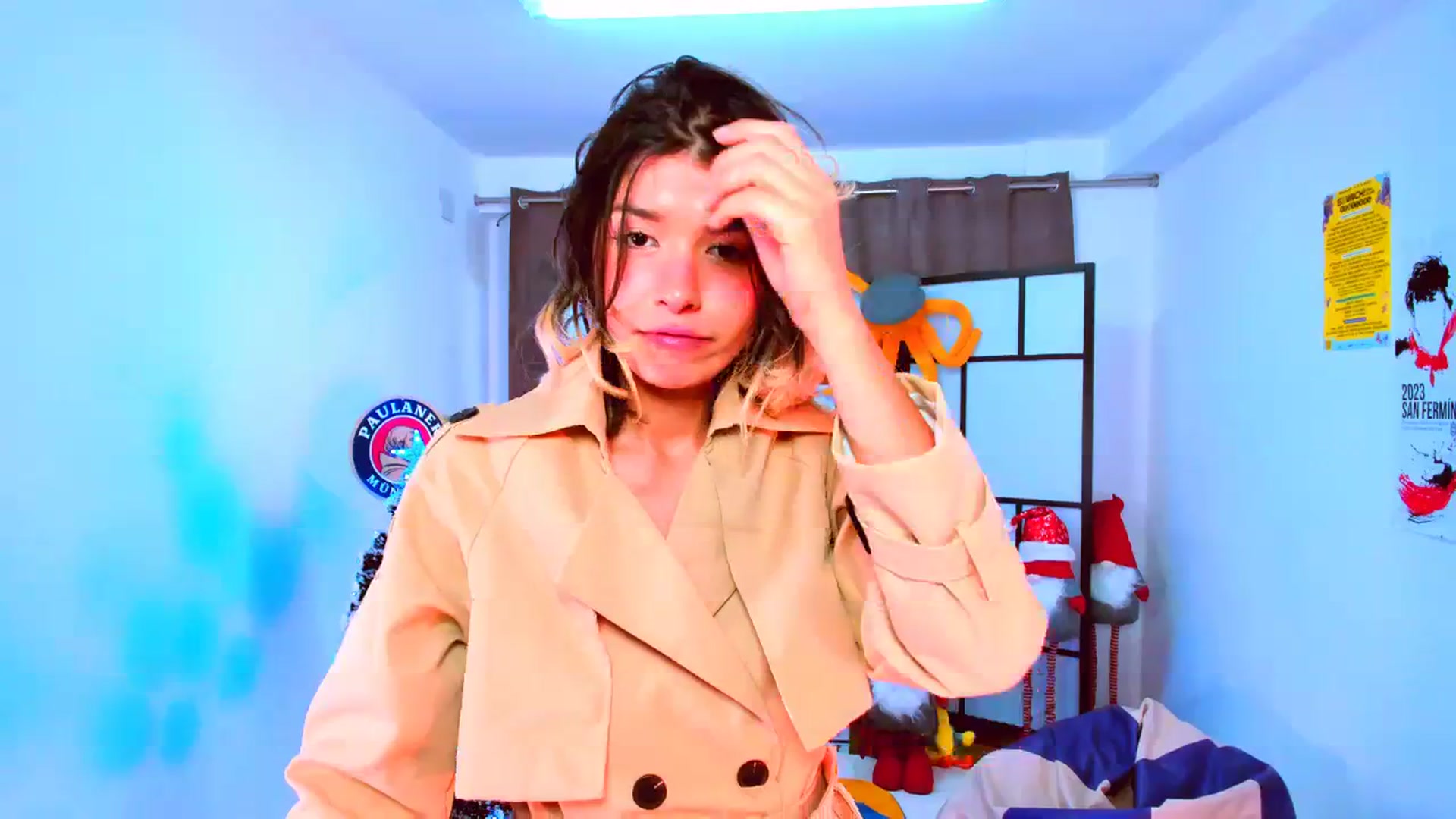 Gallery image thumbnail from Agostinha_Red's myfreecams stream on, 11/25/2023, 17:37 image 3 of 20