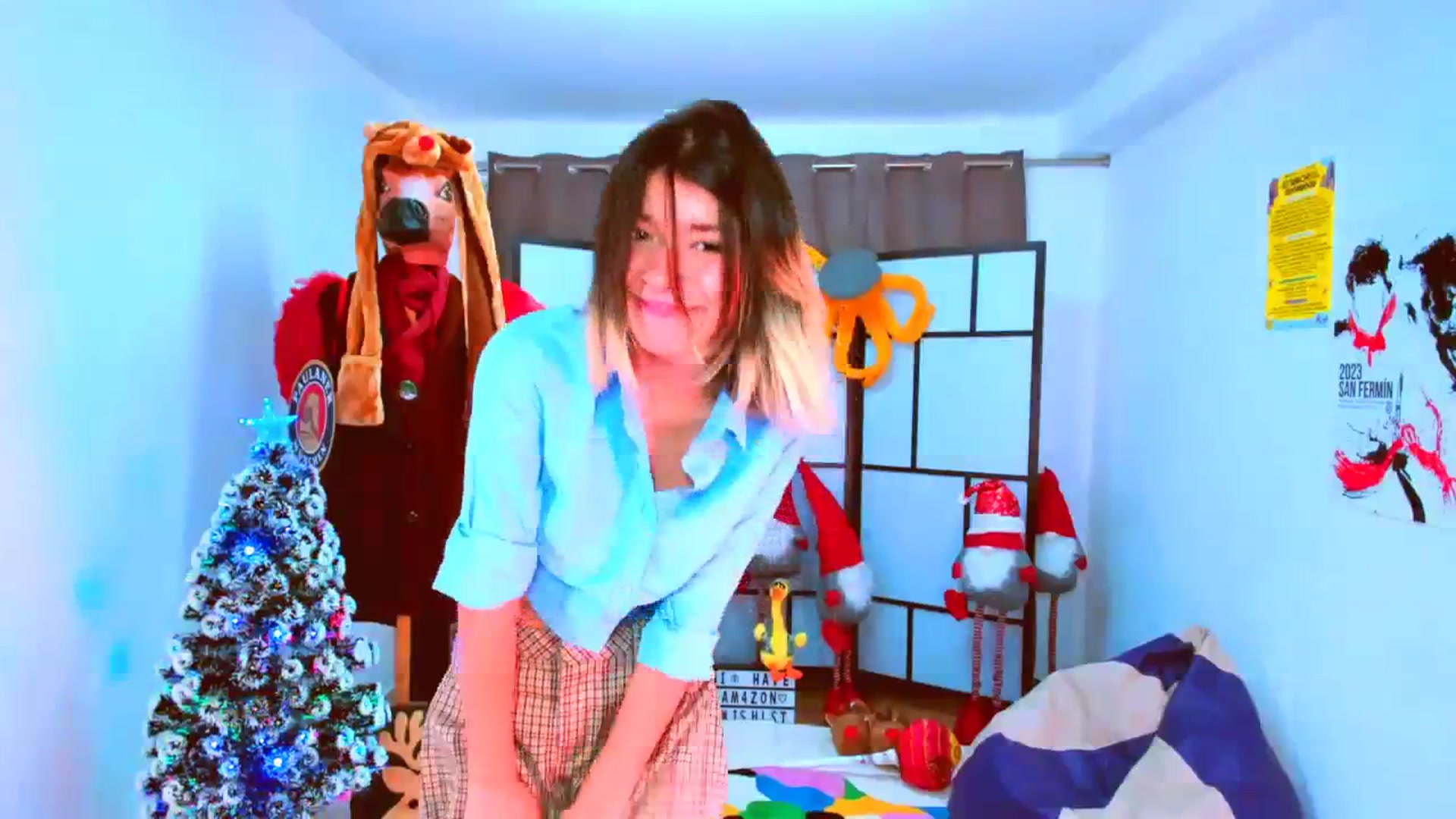 Gallery image thumbnail from Agostinha_Red's myfreecams stream on, 11/26/2023, 10:18 image 7 of 20