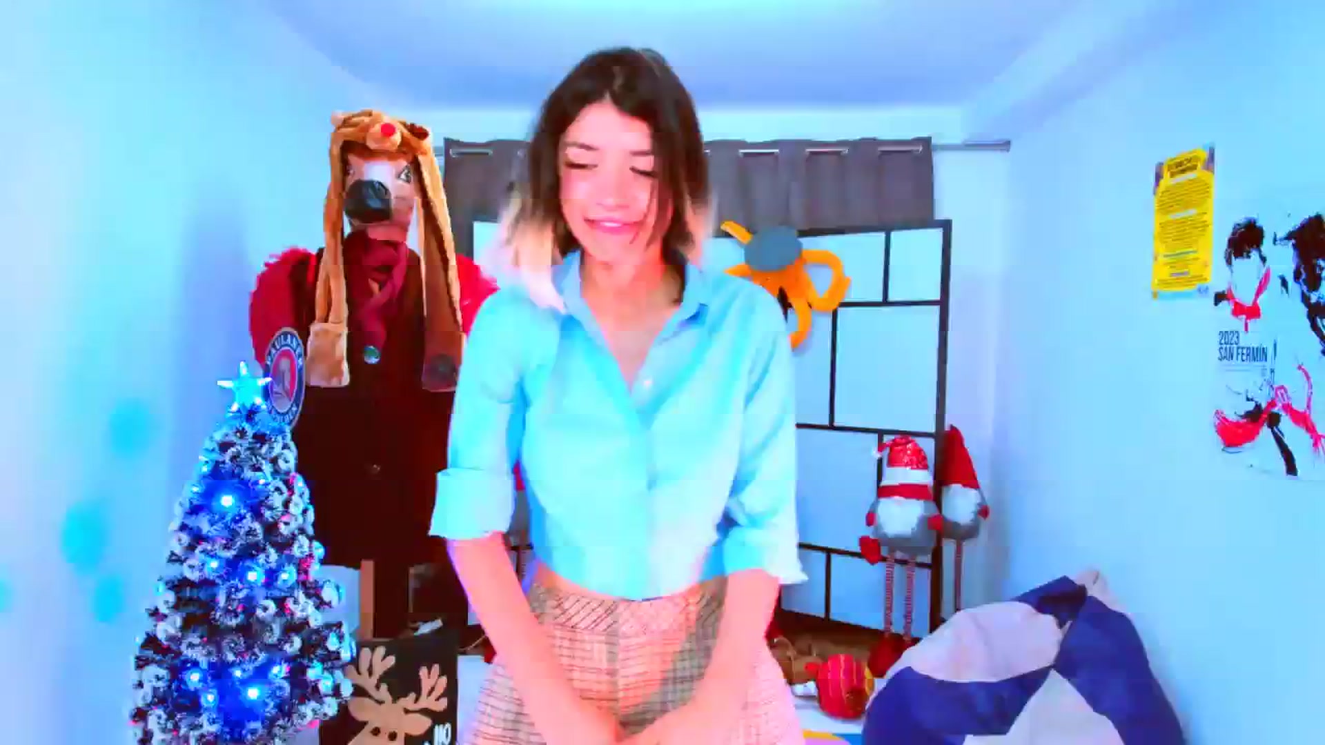 Gallery image thumbnail from Agostinha_Red's myfreecams stream on, 11/26/2023, 10:18 image 1 of 20