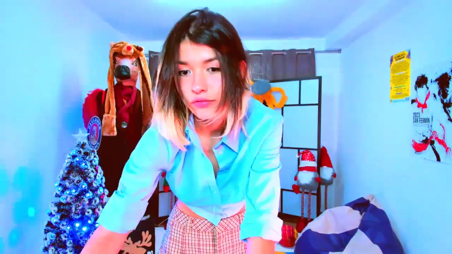 Gallery image thumbnail from Agostinha_Red's myfreecams stream on, 11/26/2023, 10:18 image 11 of 20