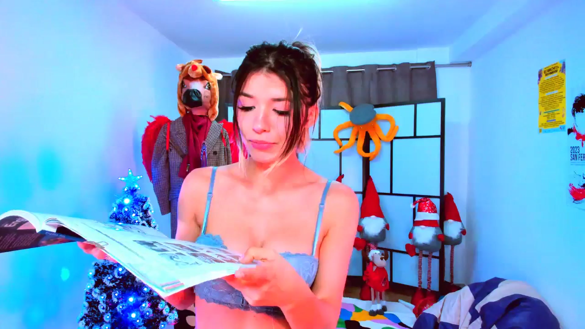 Gallery image thumbnail from Agostinha_Red's myfreecams stream on, 11/29/2023, 17:04 image 2 of 20
