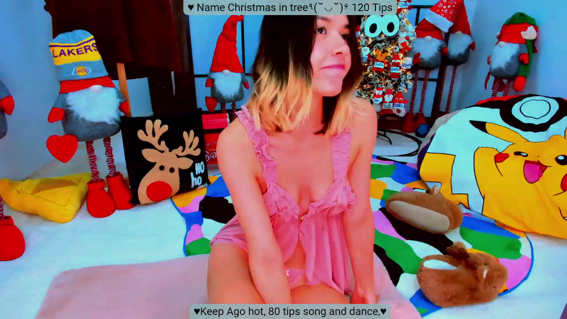 Gallery image thumbnail from Agostinha_Red's myfreecams stream on, 12/08/2023, 10:54 image 3 of 20