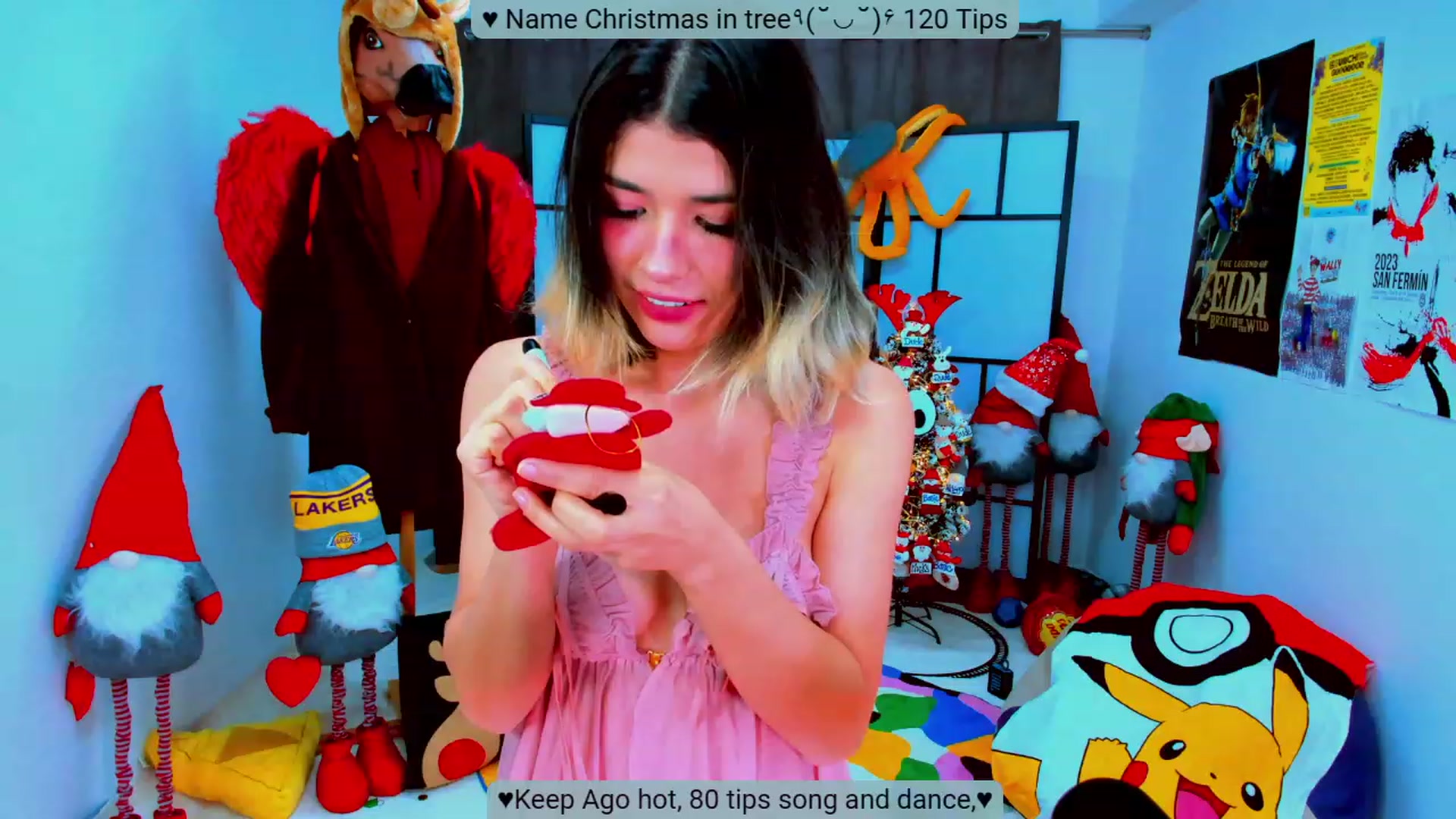 Gallery image thumbnail from Agostinha_Red's myfreecams stream on, 12/08/2023, 16:42 image 12 of 20