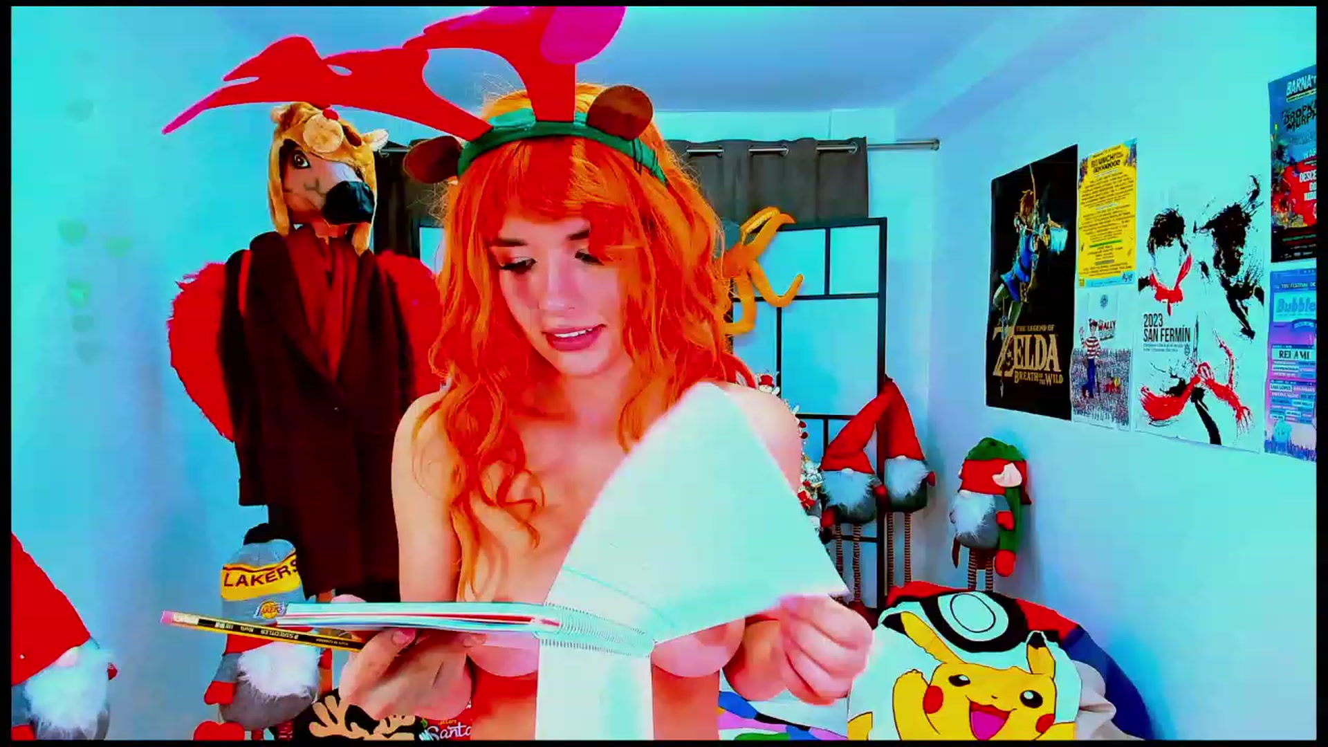 Gallery image thumbnail from Agostinha_Red's myfreecams stream on, 12/12/2023, 18:18 image 6 of 20