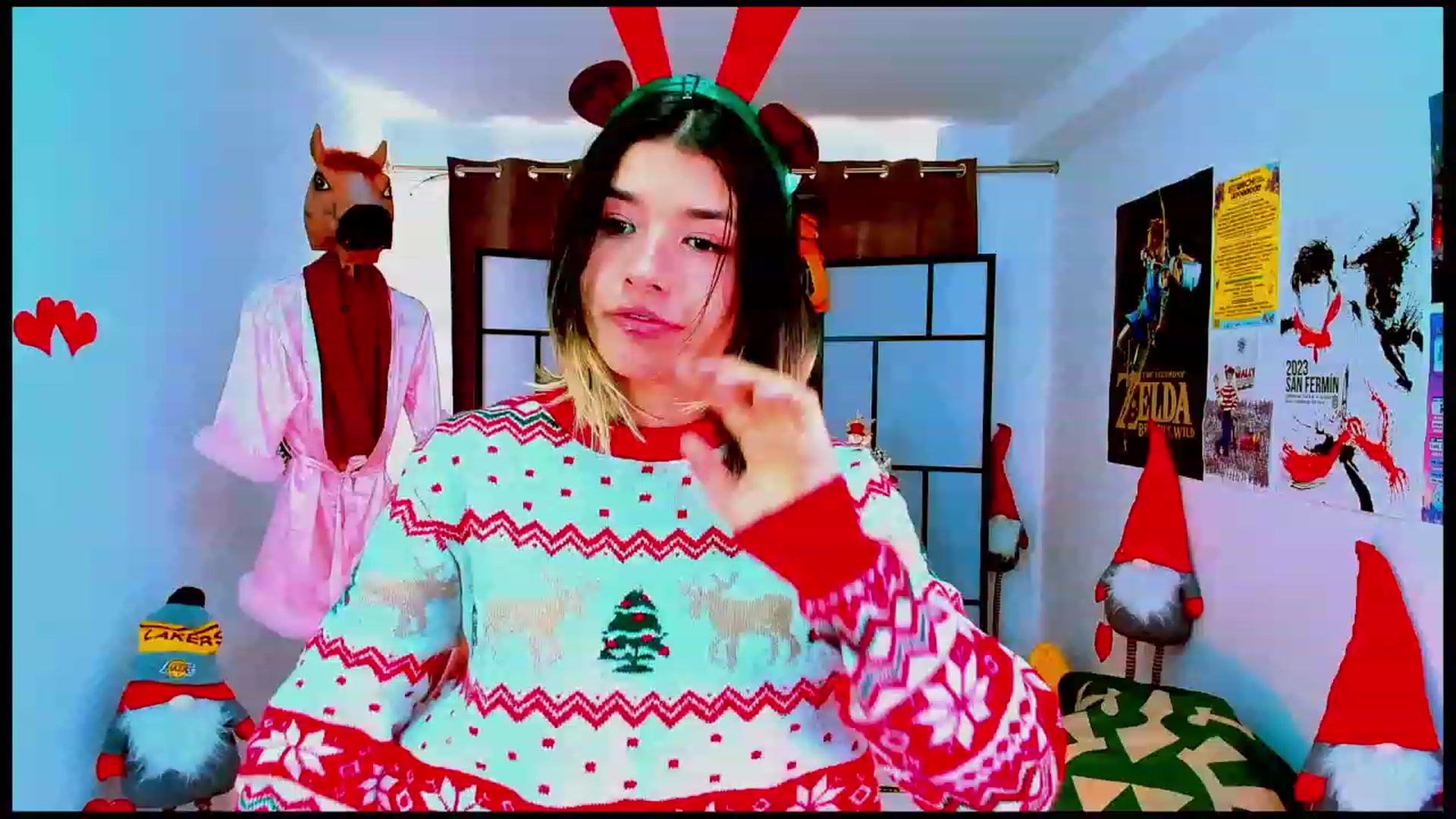 Gallery image thumbnail from Agostinha_Red's myfreecams stream on, 12/24/2023, 14:05 image 2 of 20
