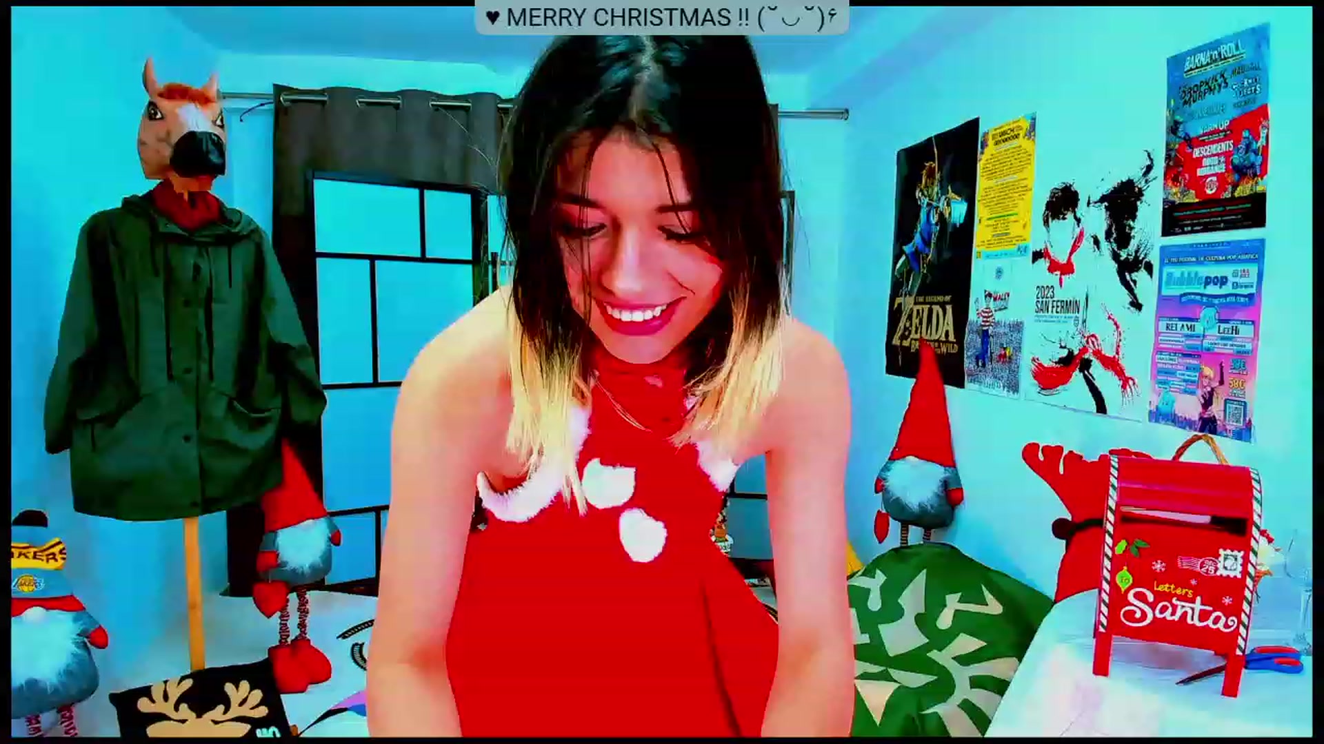 Gallery image thumbnail from Agostinha_Red's myfreecams stream on, 12/27/2023, 01:31 image 12 of 20