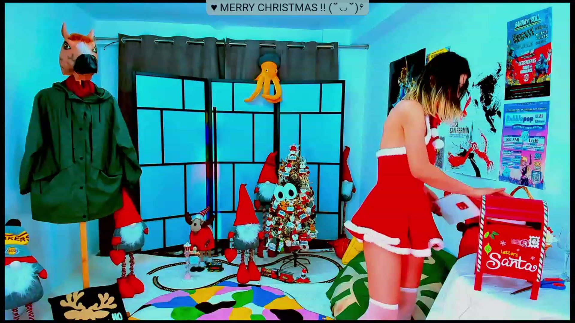 Gallery image thumbnail from Agostinha_Red's myfreecams stream on, 12/27/2023, 01:31 image 3 of 20