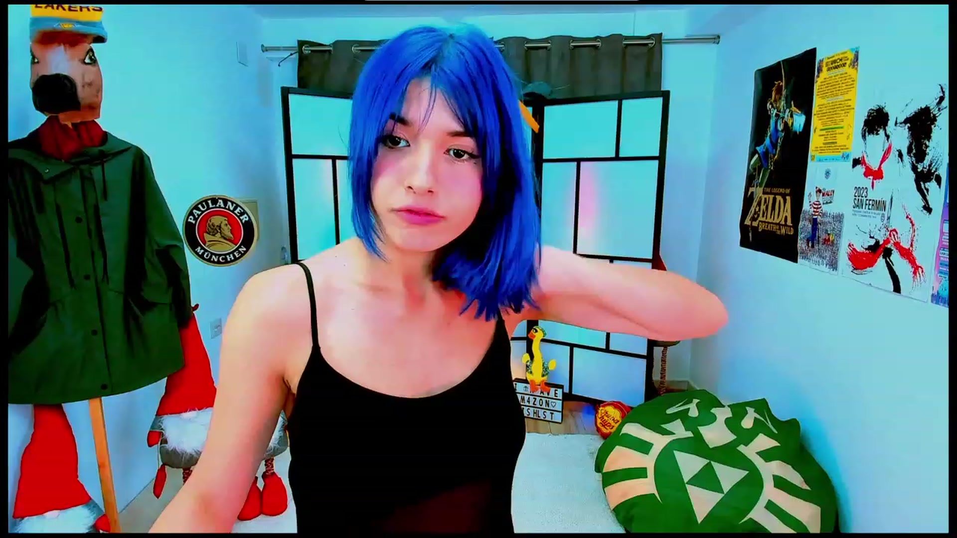 Gallery image thumbnail from Agostinha_Red's myfreecams stream on, 01/16/2024, 10:40 image 6 of 20