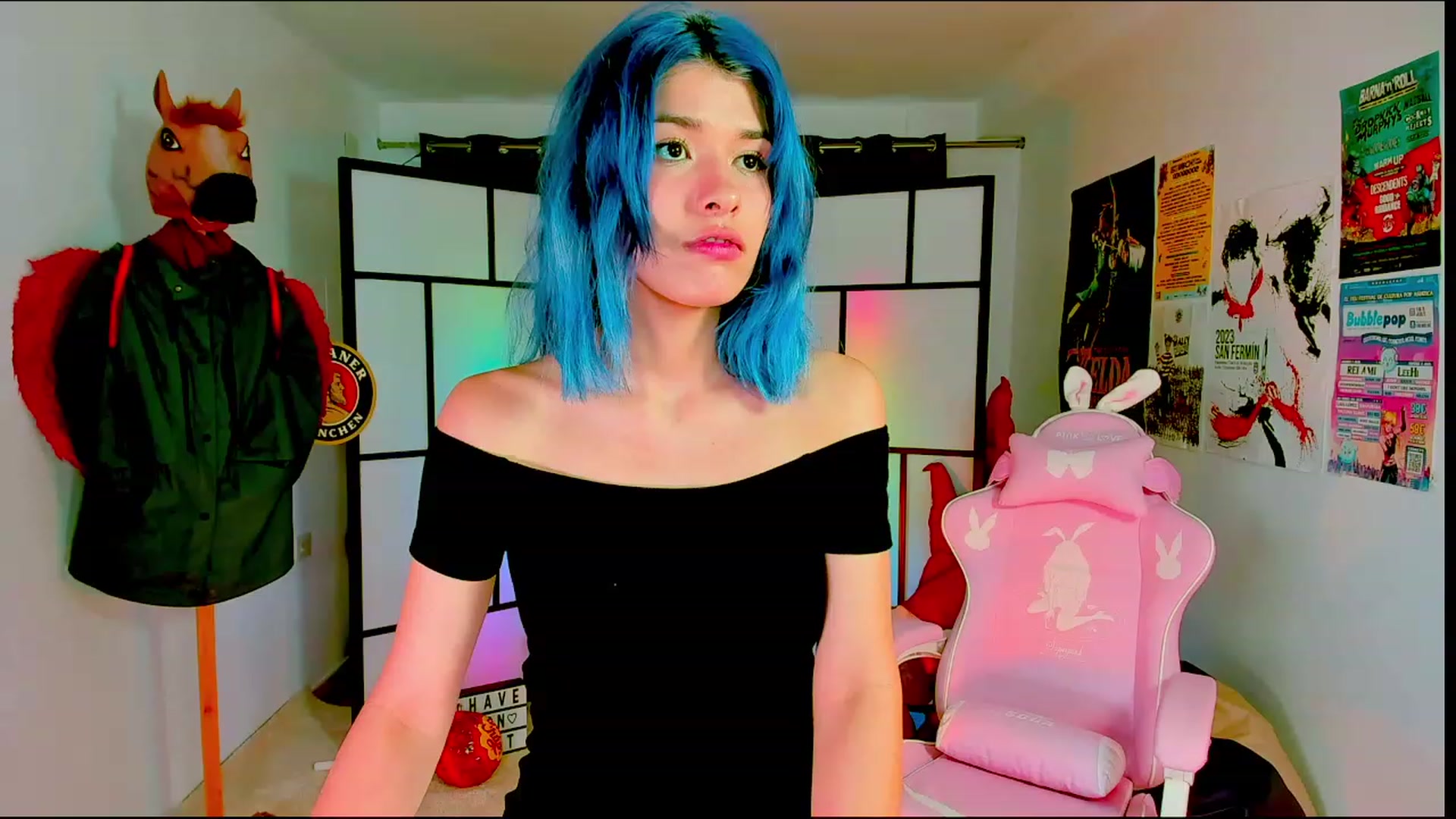 Gallery image thumbnail from Agostinha_Red's myfreecams stream on, 02/08/2024, 15:51 image 6 of 20