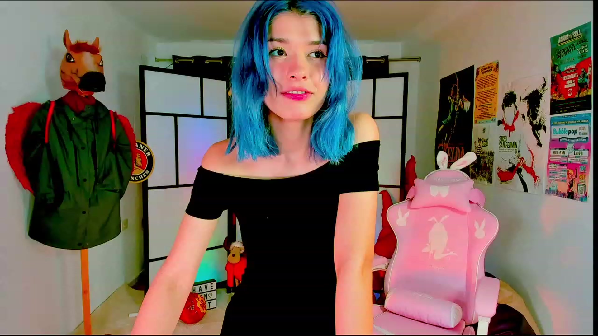Gallery image thumbnail from Agostinha_Red's myfreecams stream on, 02/08/2024, 15:51 image 9 of 20