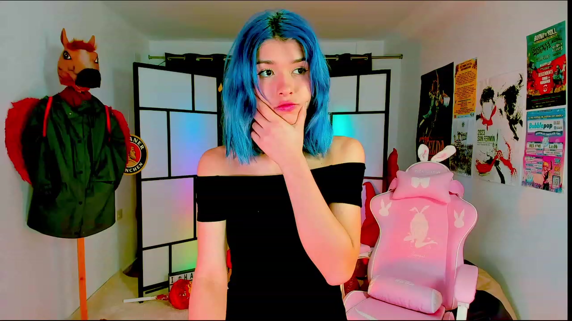 Gallery image thumbnail from Agostinha_Red's myfreecams stream on, 02/08/2024, 15:51 image 8 of 20