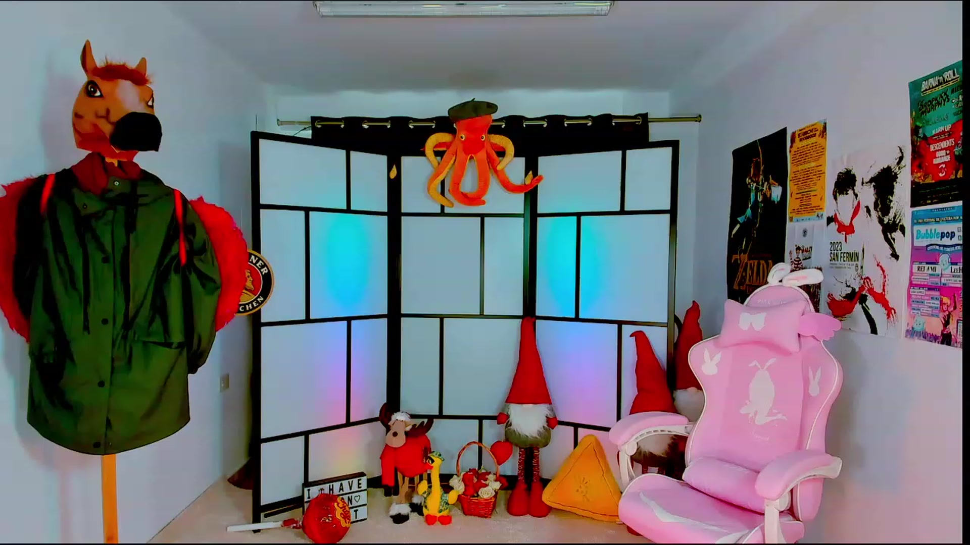 Gallery image thumbnail from Agostinha_Red's myfreecams stream on, 02/10/2024, 11:43 image 12 of 20