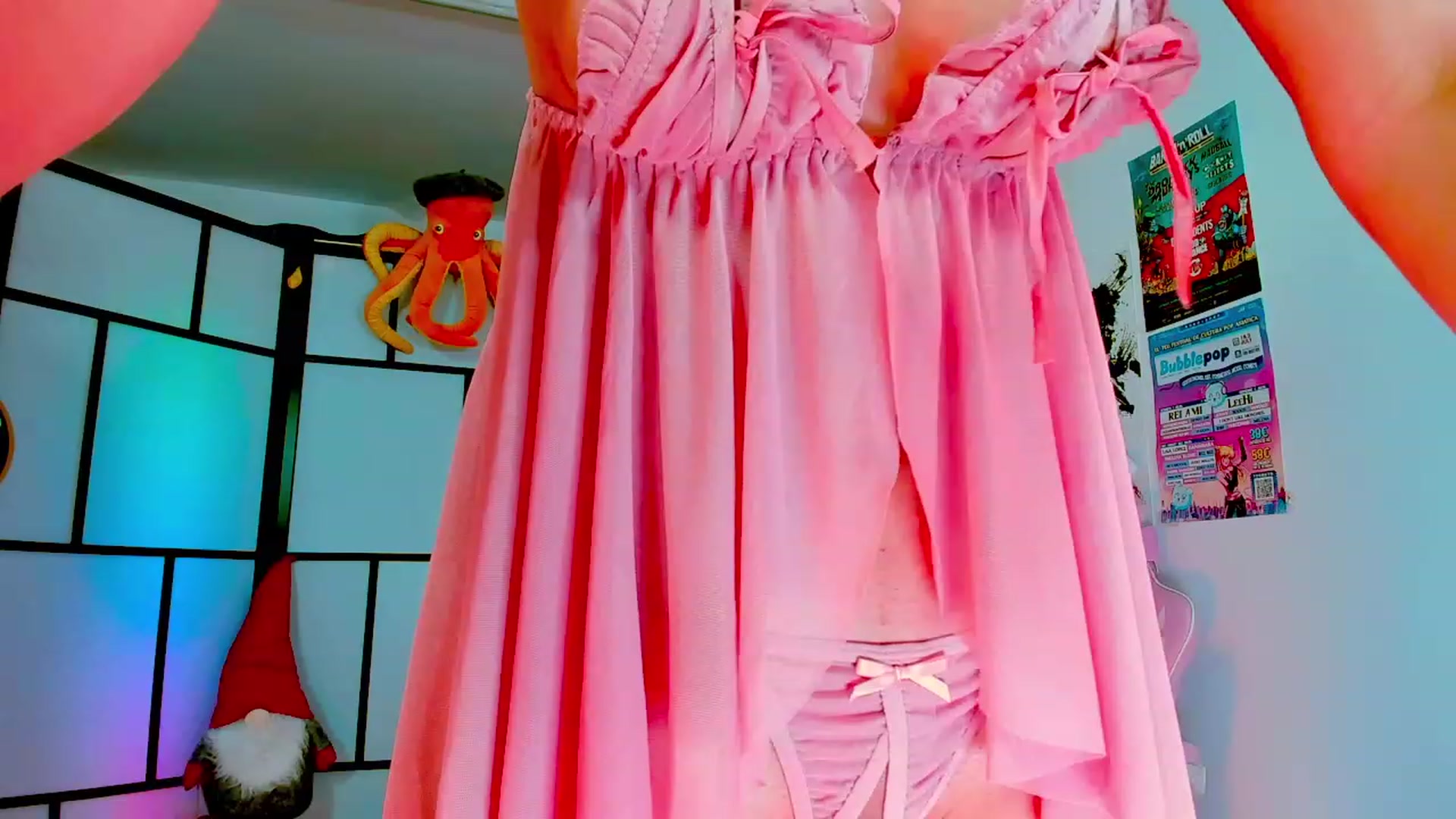 Gallery image thumbnail from Agostinha_Red's myfreecams stream on, 02/13/2024, 02:30 image 4 of 20