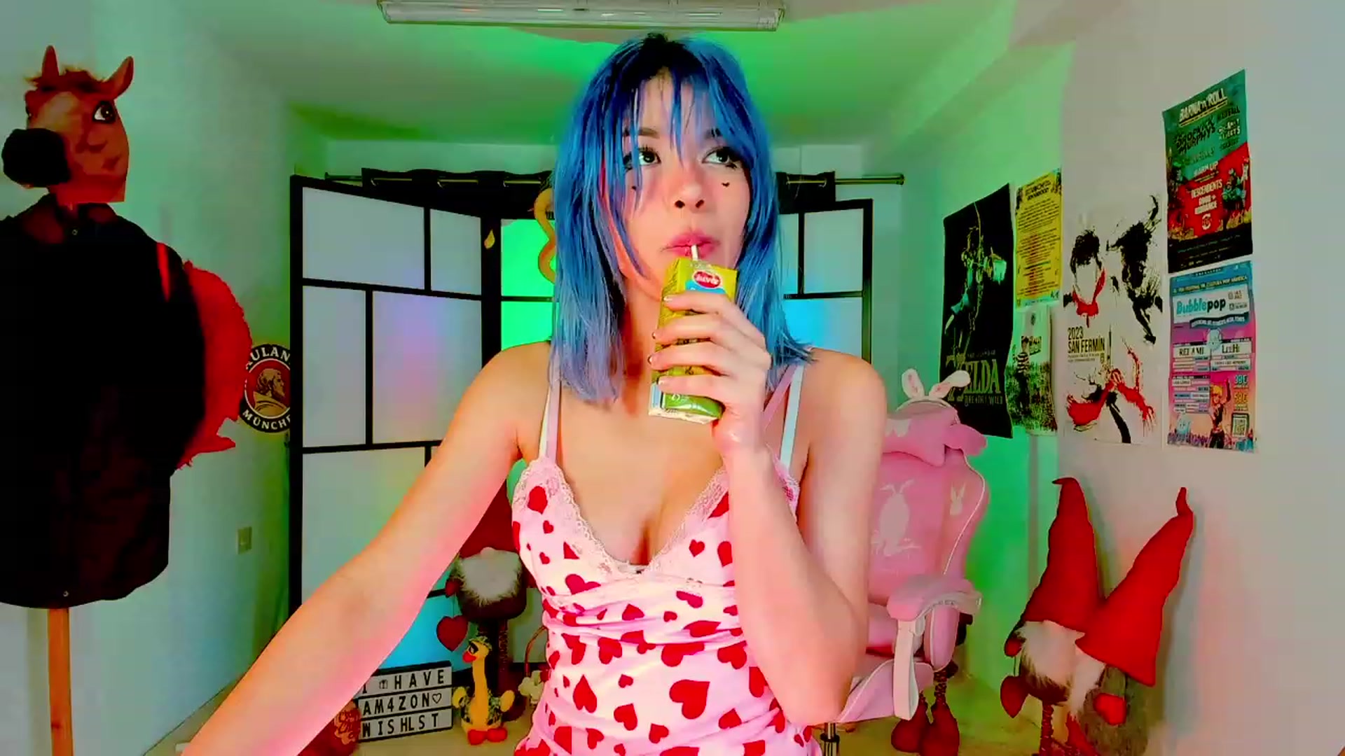 Gallery image thumbnail from Agostinha_Red's myfreecams stream on, 03/06/2024, 22:06 image 3 of 20