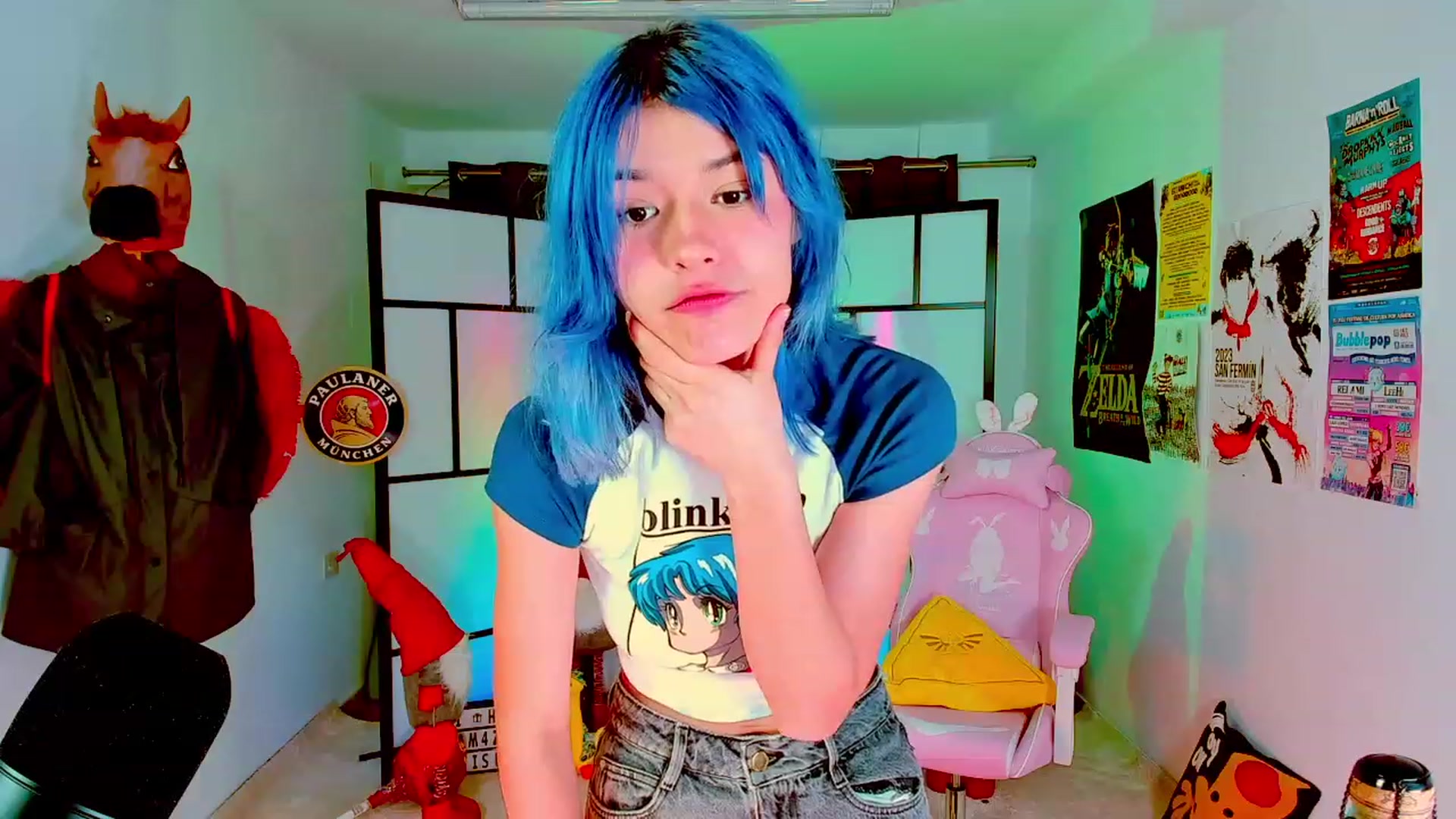 Gallery image thumbnail from Agostinha_Red's myfreecams stream on, 03/13/2024, 23:00 image 9 of 20