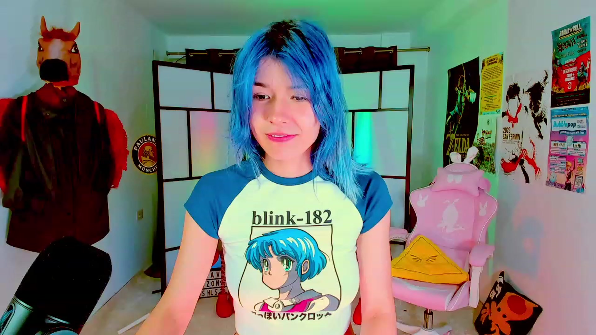 Gallery image thumbnail from Agostinha_Red's myfreecams stream on, 03/13/2024, 23:00 image 19 of 20