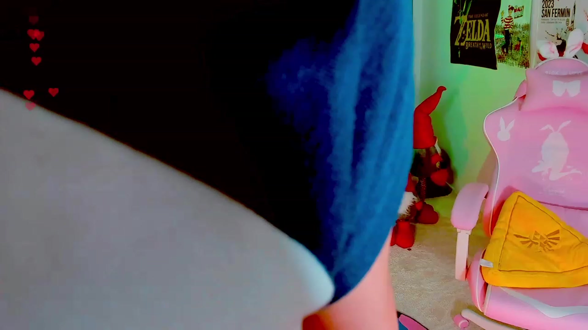 Gallery image thumbnail from Agostinha_Red's myfreecams stream on, 03/13/2024, 23:00 image 12 of 20