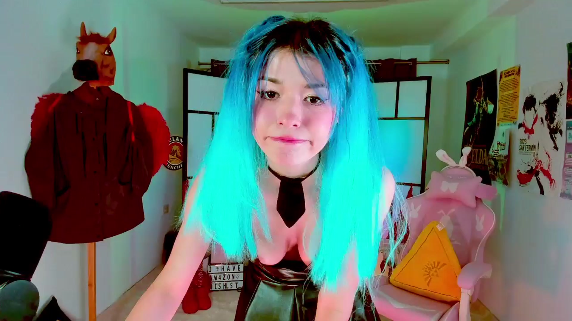 Gallery image thumbnail from Agostinha_Red's myfreecams stream on, 04/11/2024, 19:48 image 19 of 20