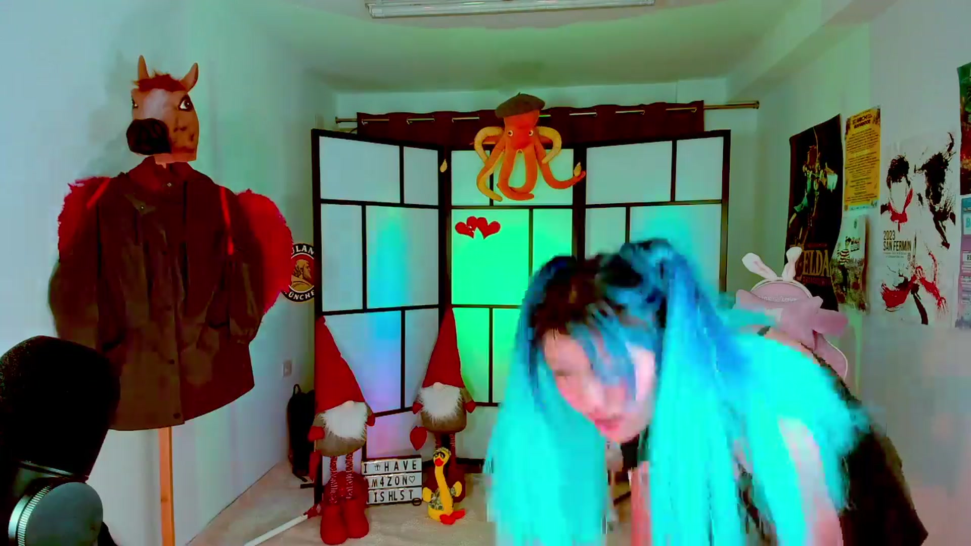 Gallery image thumbnail from Agostinha_Red's myfreecams stream on, 04/11/2024, 20:48 image 6 of 20