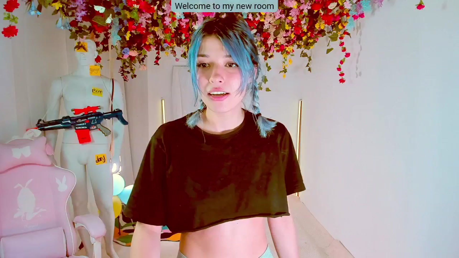 Gallery image thumbnail from Agostinha_Red's myfreecams stream on, 05/04/2024, 22:40 image 17 of 20