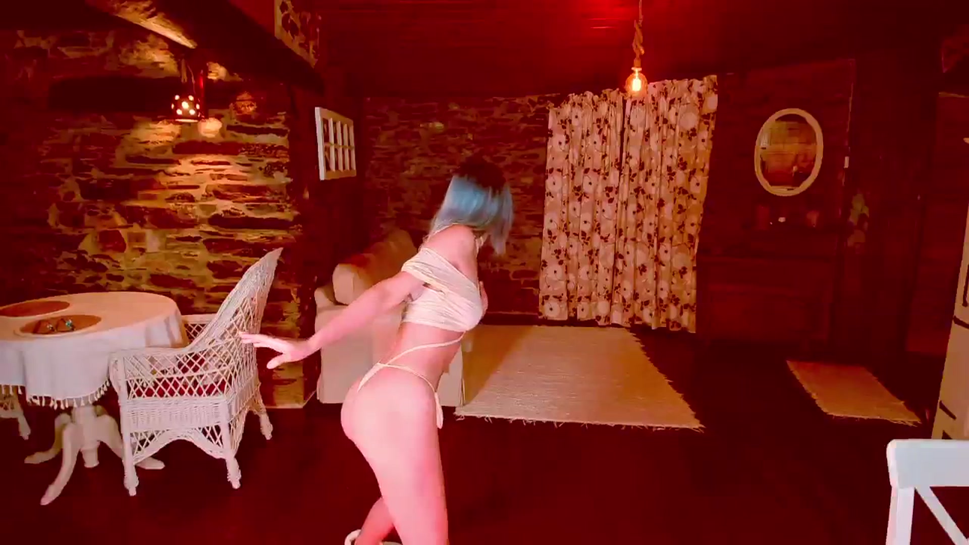 Gallery image thumbnail from Agostinha_Red's myfreecams stream on, 05/20/2024, 23:35 image 16 of 20