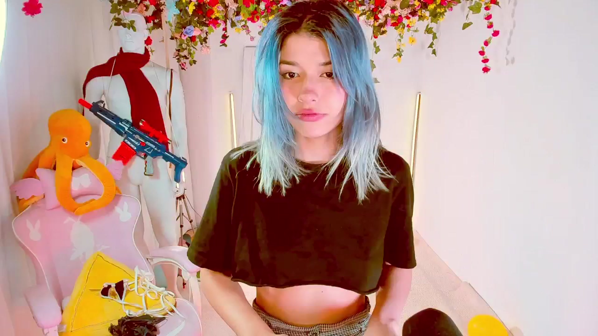 Gallery image thumbnail from Agostinha_Red's myfreecams stream on, 05/23/2024, 24:33 image 13 of 20