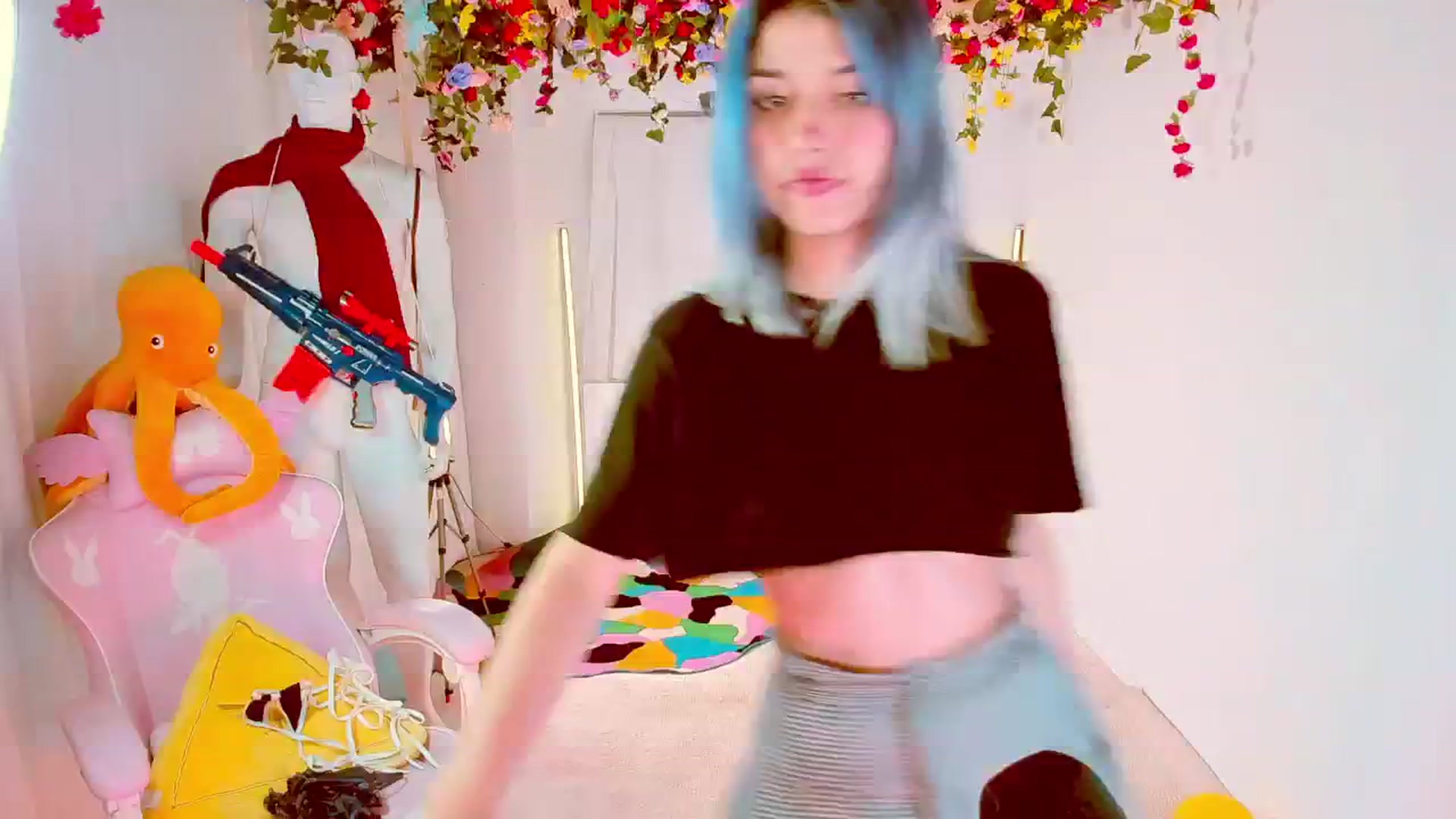 Gallery image thumbnail from Agostinha_Red's myfreecams stream on, 05/23/2024, 24:33 image 17 of 20