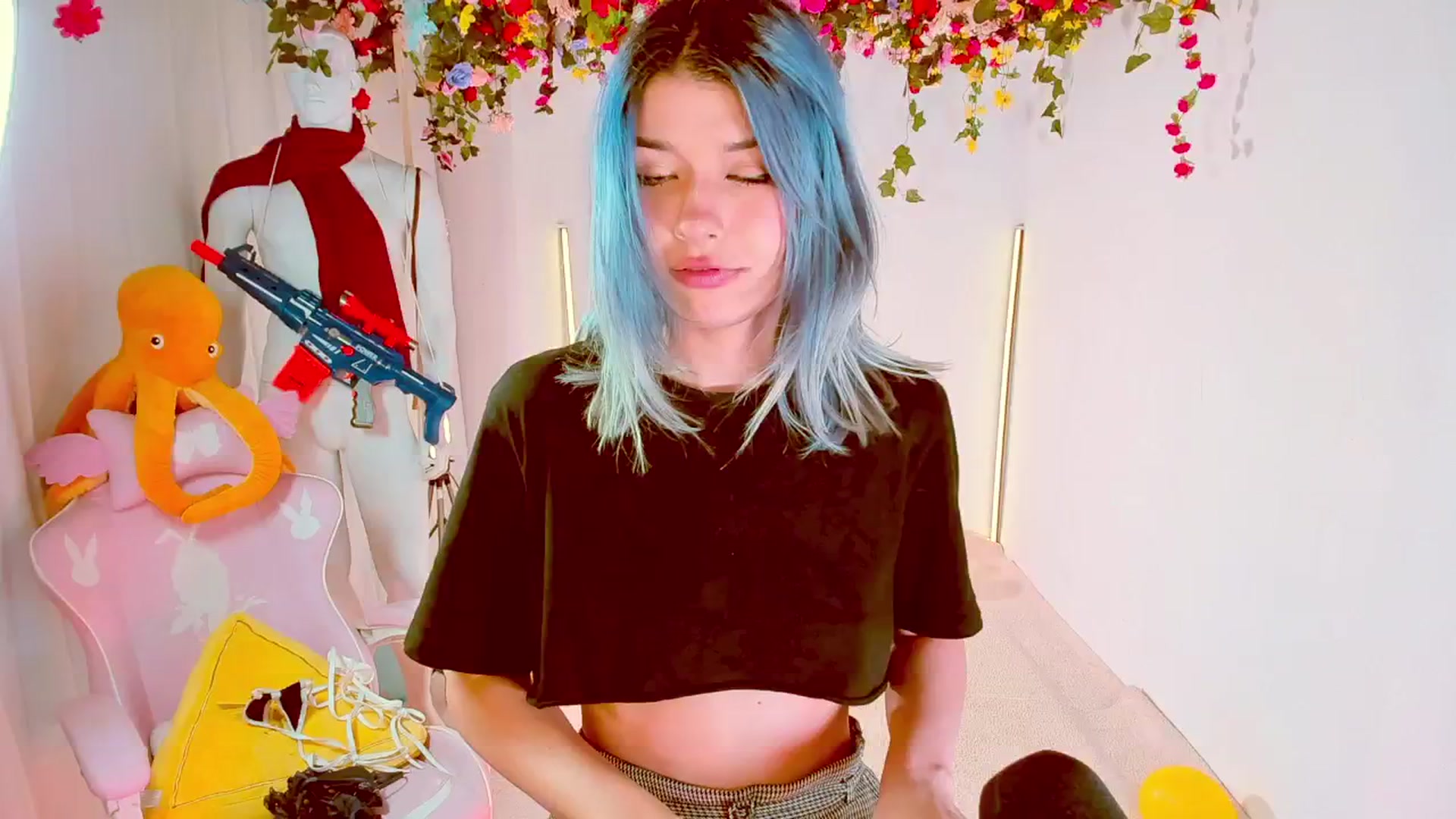 Gallery image thumbnail from Agostinha_Red's myfreecams stream on, 05/23/2024, 24:33 image 12 of 20