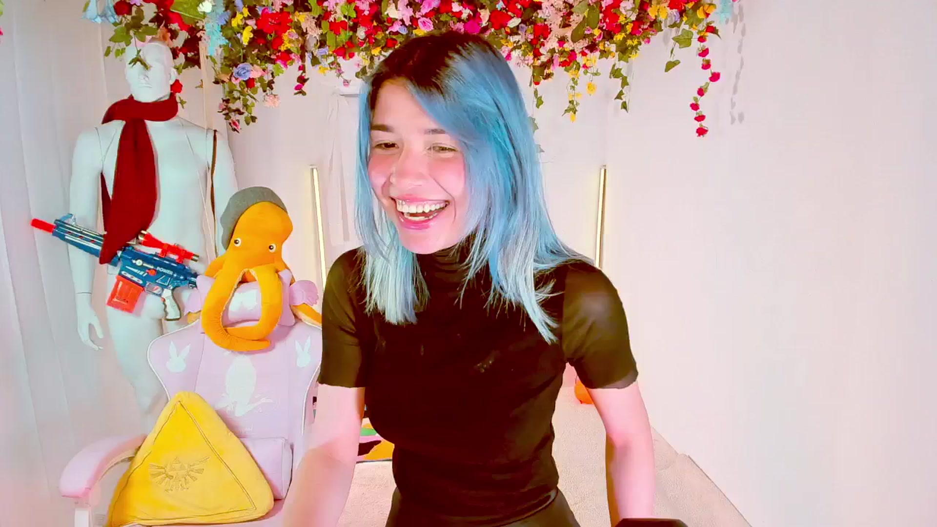Gallery image thumbnail from Agostinha_Red's myfreecams stream on, 05/28/2024, 23:21 image 13 of 20