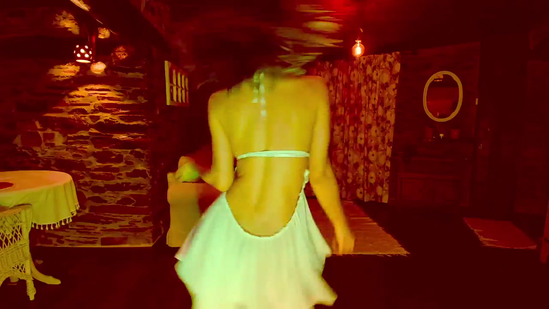 Gallery image thumbnail from Agostinha_Red's myfreecams stream on, 05/30/2024, 02:10 image 17 of 20