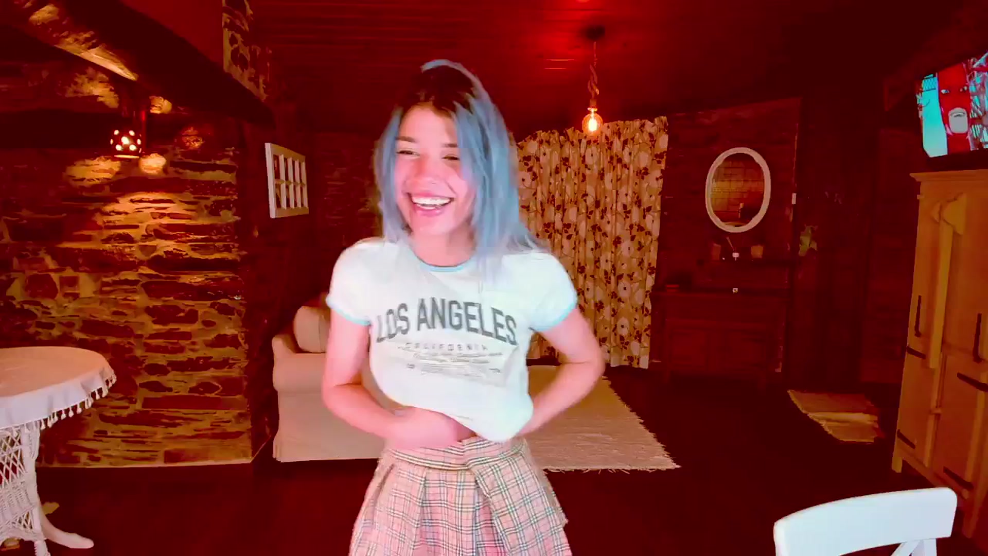 Gallery image thumbnail from Agostinha_Red's myfreecams stream on, 05/31/2024, 01:26 image 11 of 20