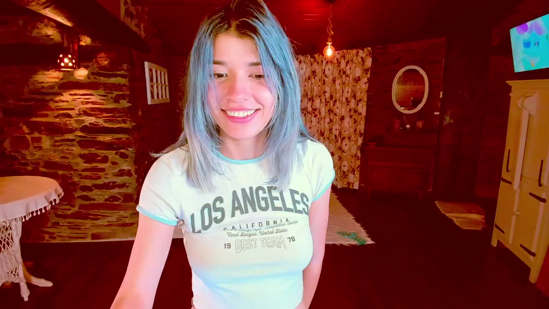 Gallery image thumbnail from Agostinha_Red's myfreecams stream on, 05/31/2024, 03:03 image 3 of 20