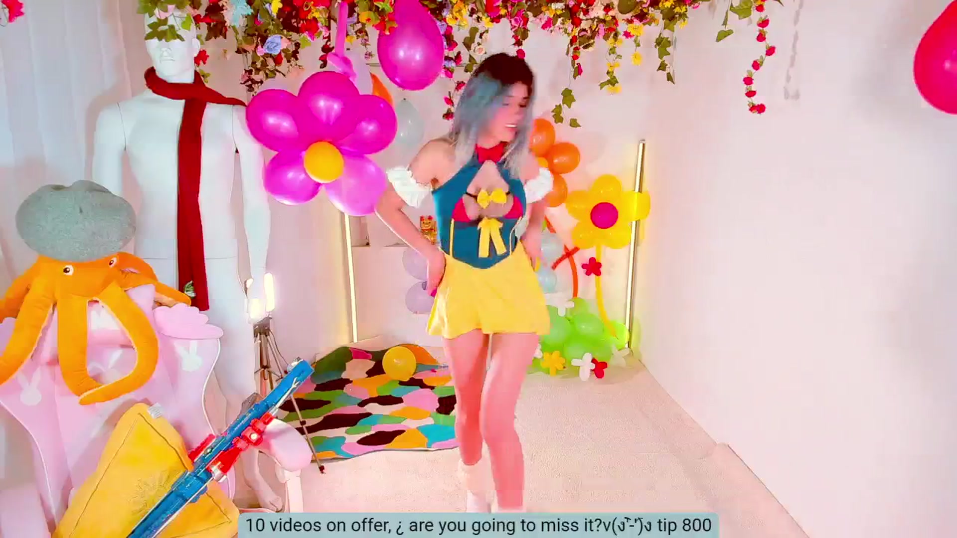 Gallery image thumbnail from Agostinha_Red's myfreecams stream on, 06/16/2024, 24:01 image 16 of 20