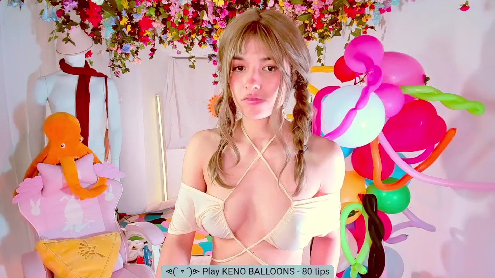 Gallery image thumbnail from Agostinha_Red's myfreecams stream on, 06/20/2024, 21:28 image 19 of 20