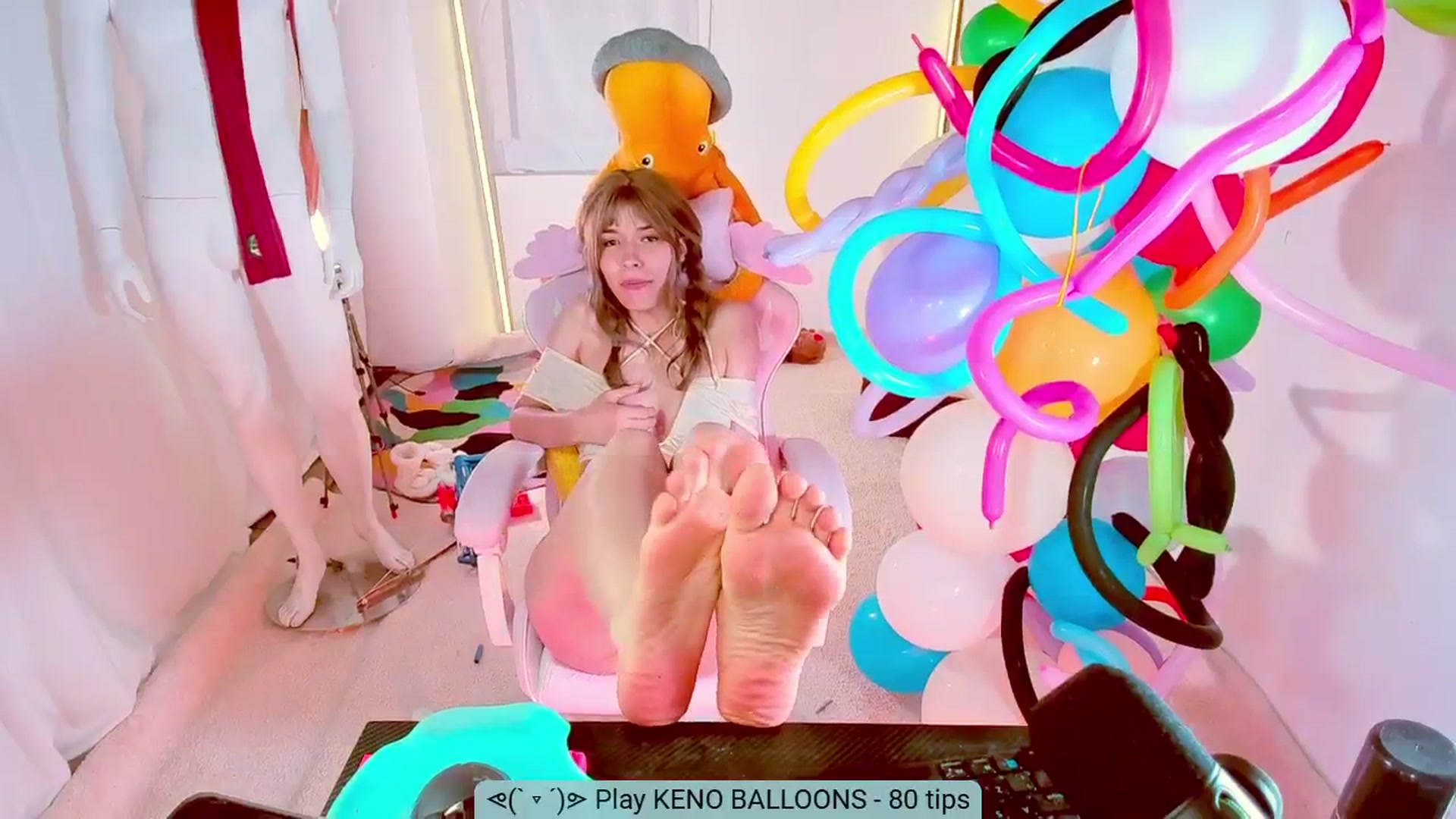 Gallery image thumbnail from Agostinha_Red's myfreecams stream on, 06/20/2024, 21:28 image 13 of 20