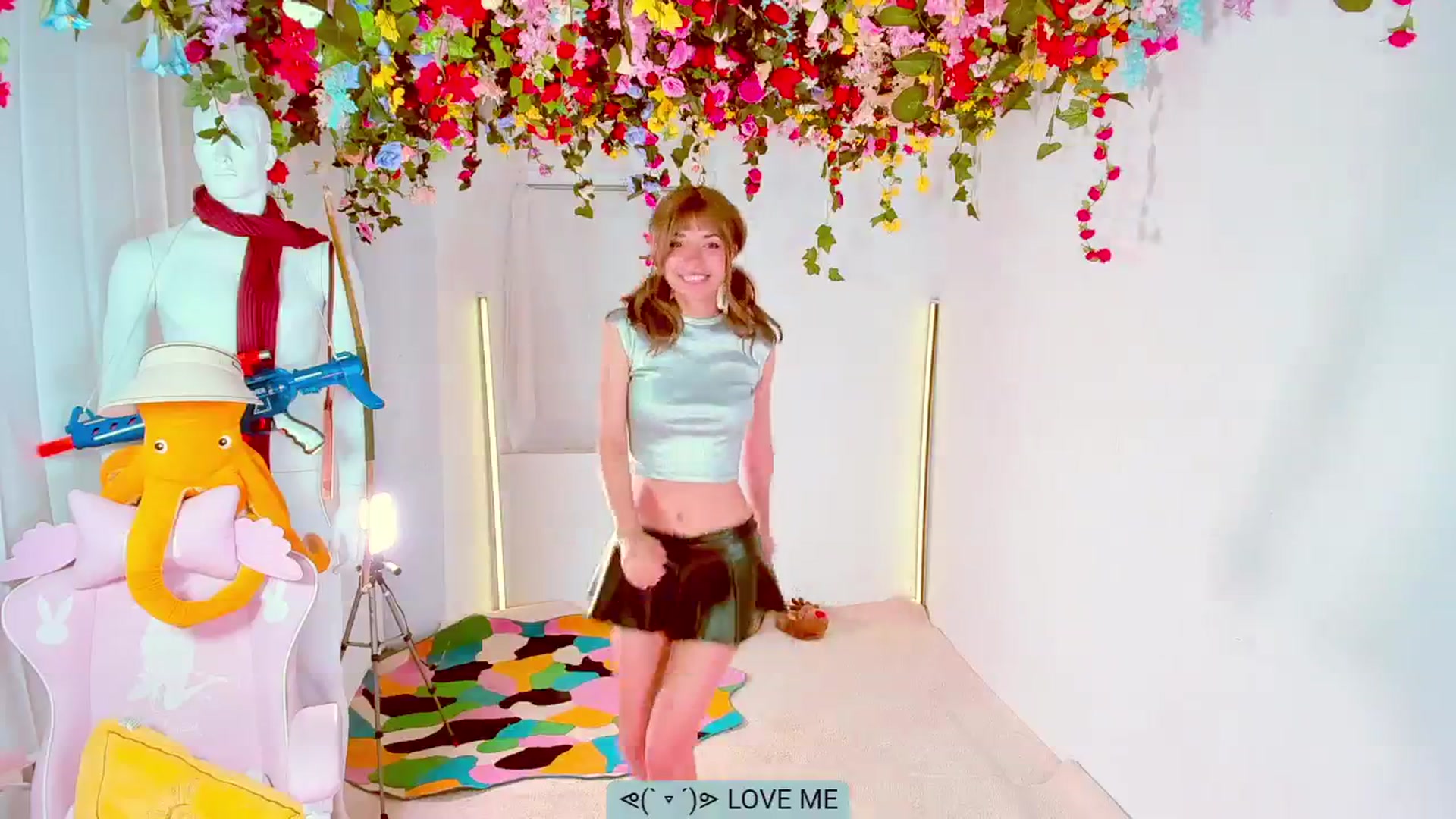 Gallery image thumbnail from Agostinha_Red's myfreecams stream on, 06/24/2024, 24:08 image 7 of 20
