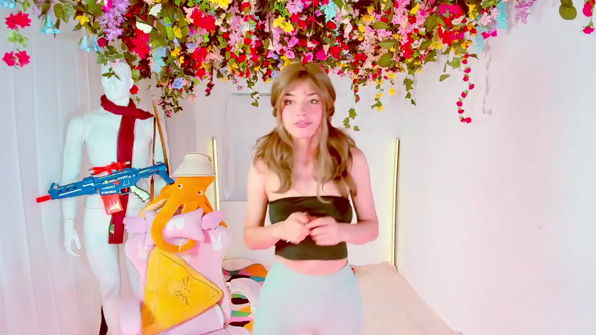 Gallery image thumbnail from Agostinha_Red's myfreecams stream on, 06/24/2024, 20:52 image 3 of 20