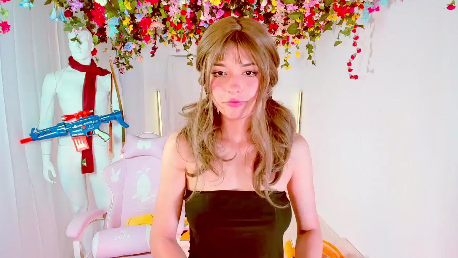 Gallery image thumbnail from Agostinha_Red's myfreecams stream on, 06/24/2024, 22:45 image 9 of 20