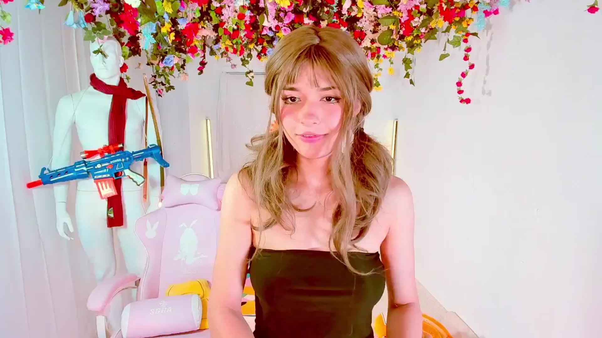 Gallery image thumbnail from Agostinha_Red's myfreecams stream on, 06/24/2024, 22:45 image 8 of 20