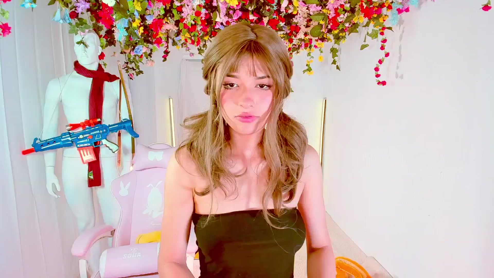 Gallery image thumbnail from Agostinha_Red's myfreecams stream on, 06/24/2024, 22:45 image 13 of 20
