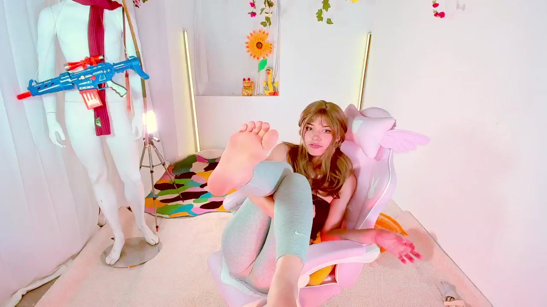 Gallery image thumbnail from Agostinha_Red's myfreecams stream on, 06/24/2024, 22:45 image 19 of 20