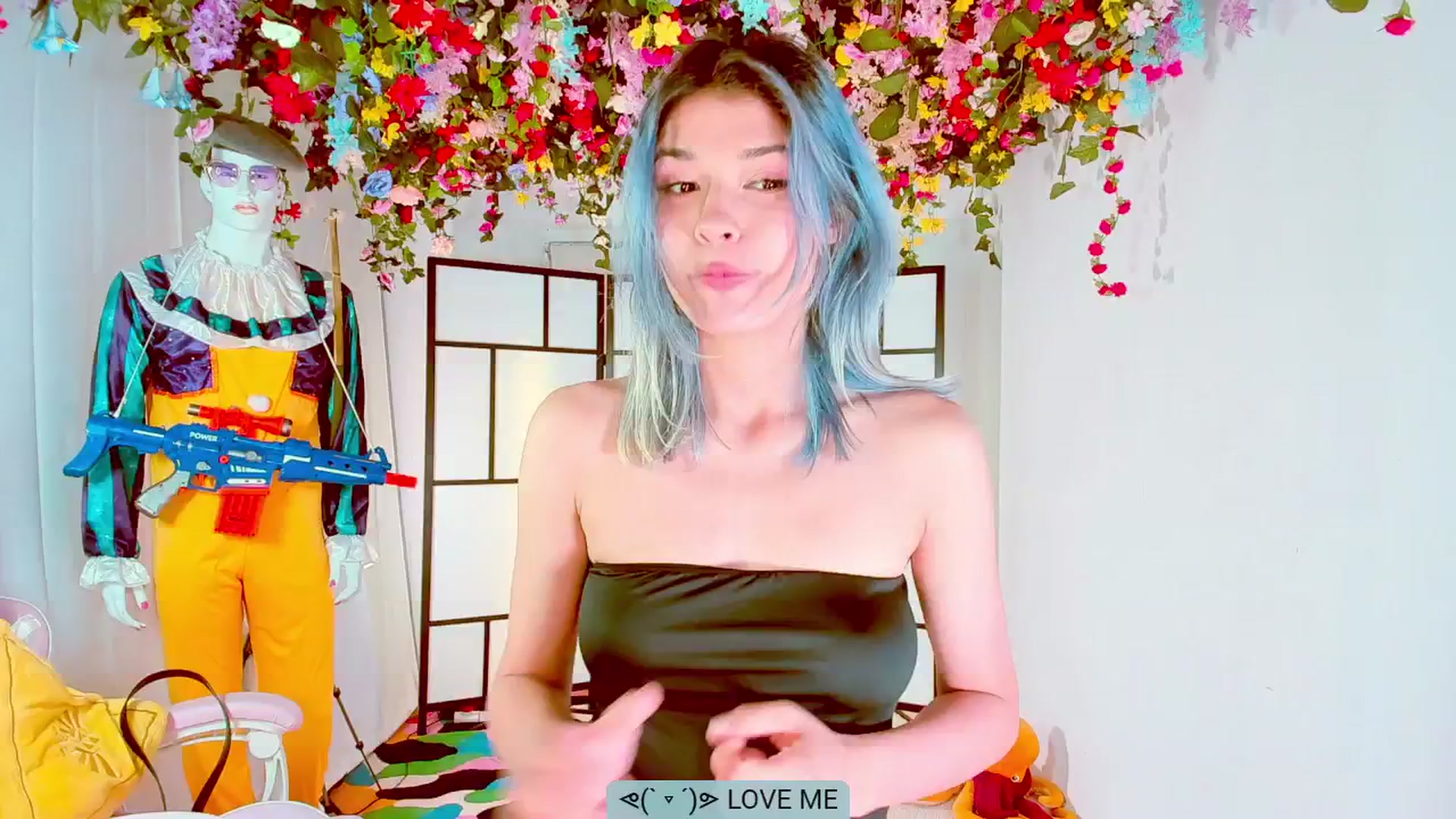 Gallery image thumbnail from Agostinha_Red's myfreecams stream on, 07/05/2024, 22:56 image 3 of 20