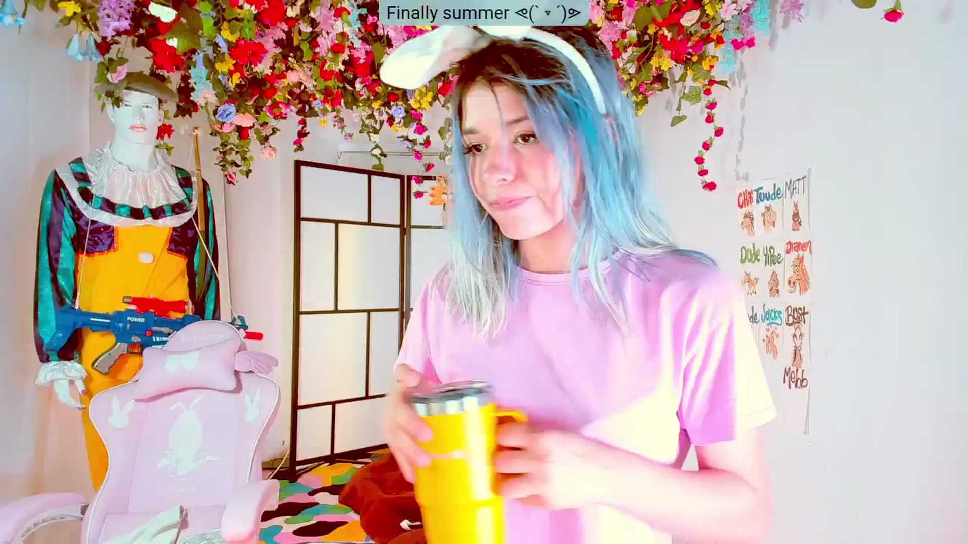 Gallery image thumbnail from Agostinha_Red's myfreecams stream on, 07/20/2024, 21:48 image 18 of 20