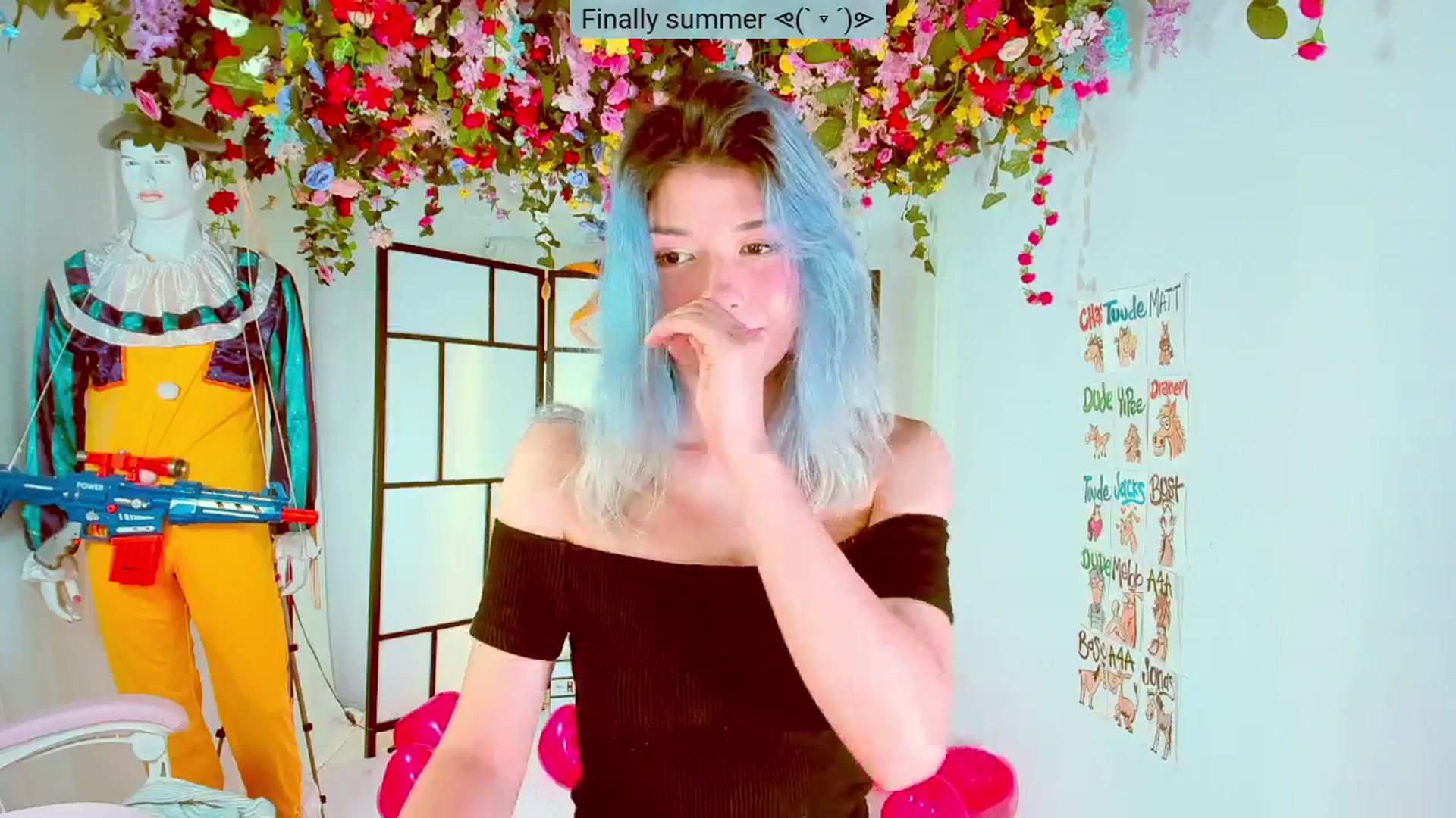 Gallery image thumbnail from Agostinha_Red's myfreecams stream on, 07/25/2024, 19:30 image 12 of 20