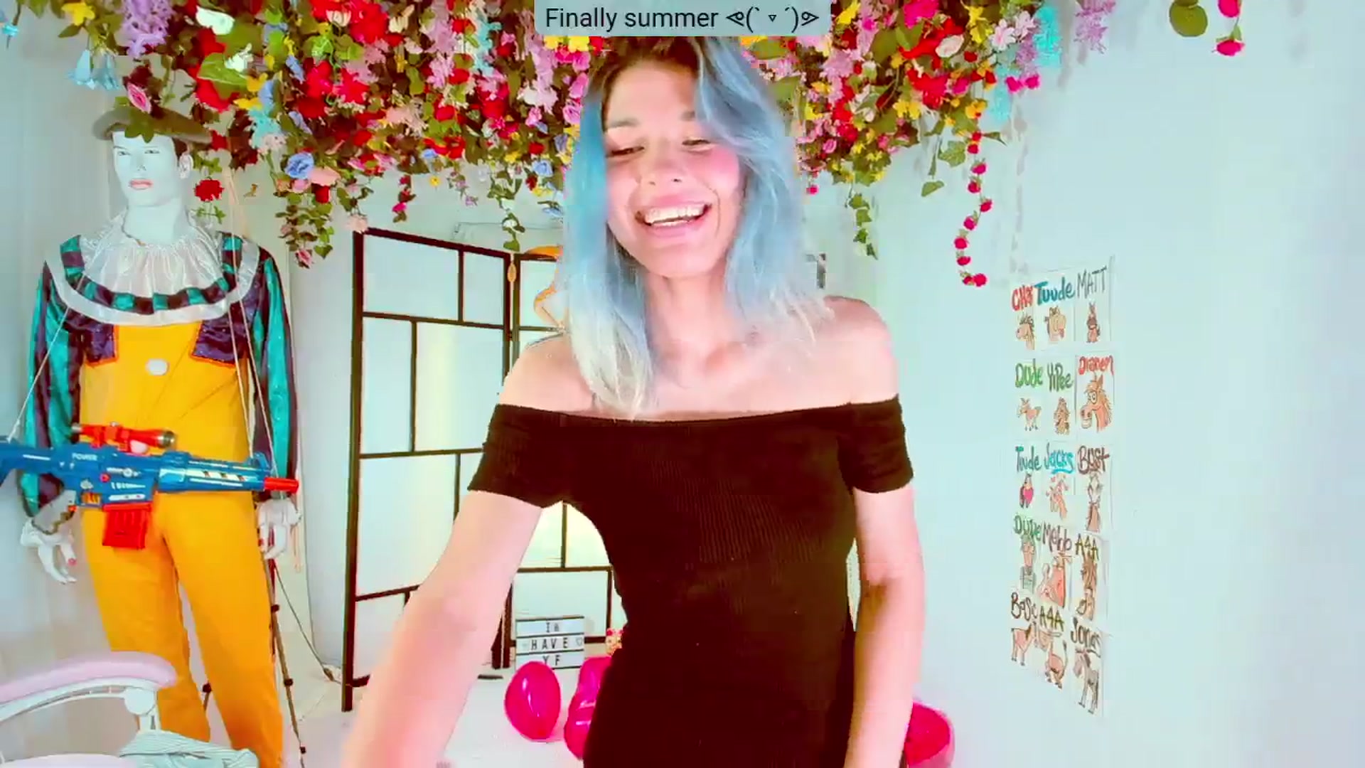 Gallery image thumbnail from Agostinha_Red's myfreecams stream on, 07/25/2024, 19:30 image 16 of 20
