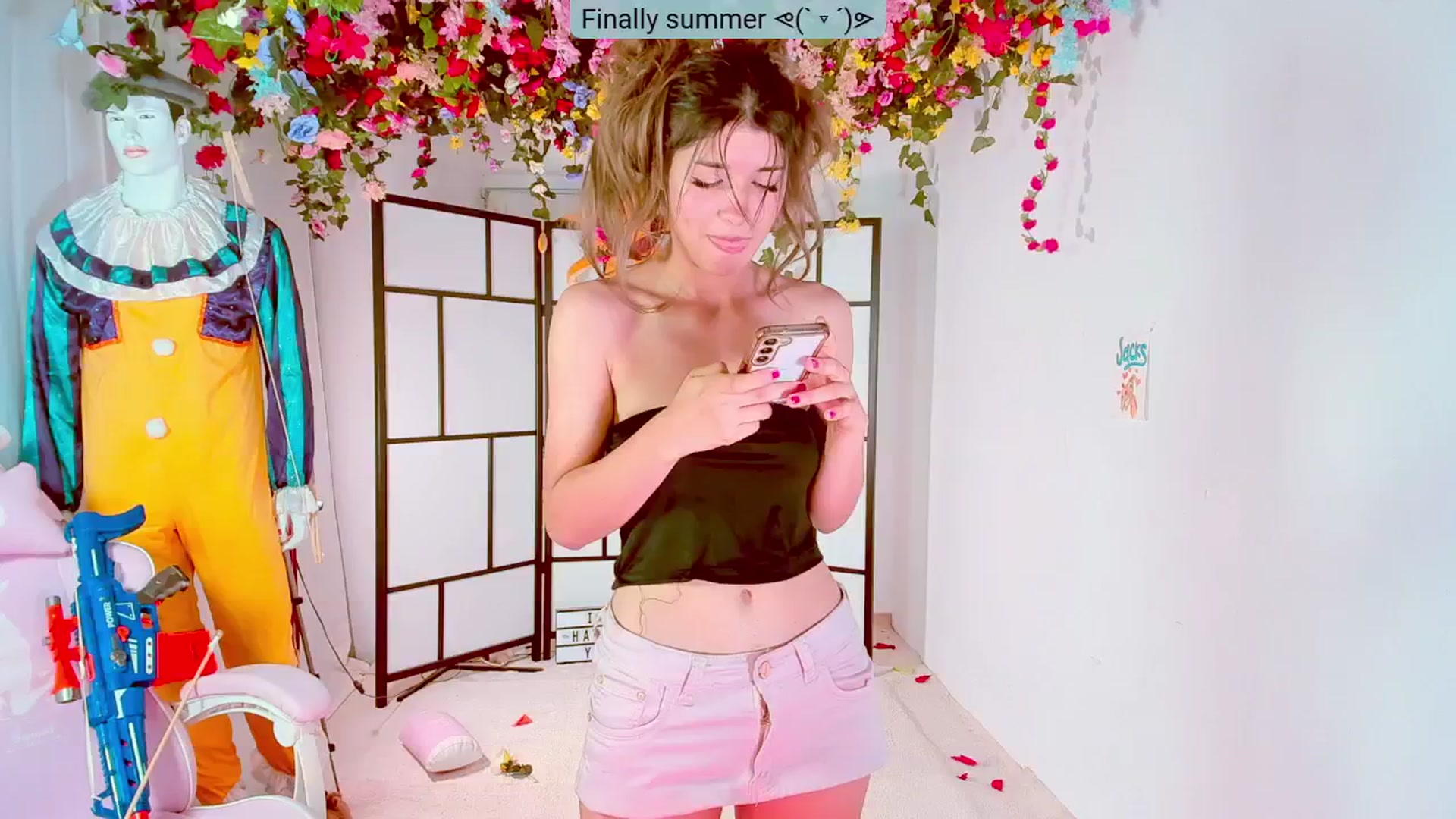 Gallery image thumbnail from Agostinha_Red's myfreecams stream on, 07/29/2024, 18:33 image 16 of 20